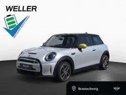 White silver (silber) Gebraucht 2022 Mini Cooper SE Kleinwagen | 17.990 € (Guter Preis)