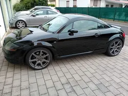 Schwarz Gebraucht 2002 Audi TT Ambiente Coupé | 7.500 € (Teuer)
