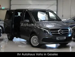 Grau Gebraucht 2023 Mercedes V250 Van / Kleinbus | 58.970 € (Fairer Preis)