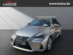 Silber Gebraucht 2021 Lexus IS300h Limousine | 29.450 €