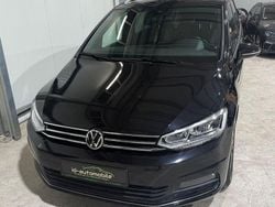 Schwarz Gebraucht 2021 VW Touran Active Van / Kleinbus | 20.499 € (Guter Preis)