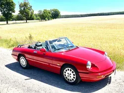 Rot Gebraucht 1992 Alfa Romeo Spider Cabrio | 17.490 €