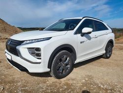Weiß Gebraucht 2024 Mitsubishi Eclipse Cross Select SUV | 25.590 € (Fairer Preis)