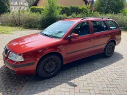 Rot Gebraucht 2003 Skoda Octavia Kombi | 1.500 € (Fairer Preis)