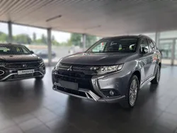 Grau metallic Gebraucht 2021 Mitsubishi Outlander P-HEV Basis | 26.470 € (Fairer Preis)