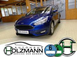 Blau Gebraucht 2015 Ford Focus Business Edition Kombi | 8.990 € (Fairer Preis)