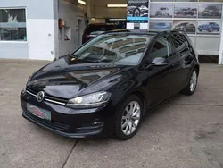 Schwarz Gebraucht 2016 VW Golf VII Comfortline Limousine | 10.950 € (Guter Preis)