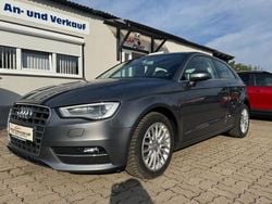 Grau Gebraucht 2016 Audi A3 Ambiente Limousine | 8.999 € (Superpreis)