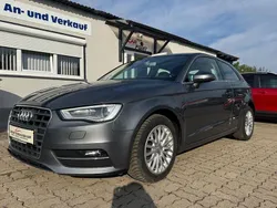 Grau Gebraucht 2016 Audi A3 Ambiente Limousine | 9.999 € (Superpreis)