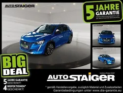 Blau/typ aussenverkleidung metallic Gebraucht 2021 Peugeot e-208 GT Kleinwagen | 16.763 € (Fairer Preis)