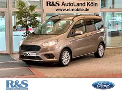 Silber Gebraucht 2019 Ford Tourneo Courier Titanium Van / Kleinbus | 13.900 € (Fairer Preis)