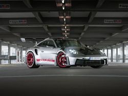 Silber Gebraucht 2023 Porsche 911 GT3 RS Coupé | 339.992 €