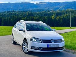 Weiß Gebraucht 2012 VW Passat Highline Kombi | 10.500 € (Etwas zu teuer)