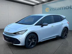 Silber Neu 2025 Cupra Born Kleinwagen | 41.299 € (Etwas zu teuer)