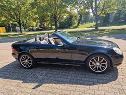 Schwarz Gebraucht 2003 Mercedes SLK200 Cabrio | 3.500 € (Fairer Preis)