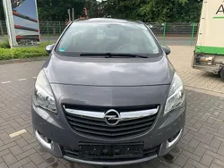 Braun Gebraucht 2015 Opel Meriva Style Van / Kleinbus | 5.999 € (Guter Preis)