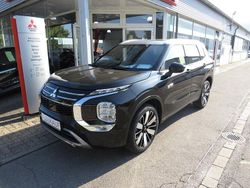 Schwarz Gebraucht 2025 Mitsubishi Outlander P-HEV Top SUV | 55.890 €