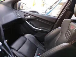 Andere außenfarben Gebraucht 2016 Ford Focus ST Limousine | 13.000 € (Guter Preis)