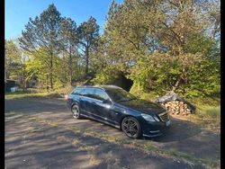 Blau Gebraucht 2011 Mercedes E350 Avantgarde Kombi | 8.500 € (Guter Preis)