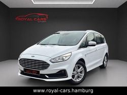 Weiß Gebraucht 2020 Ford S-MAX Titanium Van / Kleinbus | 10.990 €