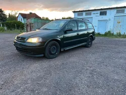 Grün Gebraucht 2004 Opel Astra Kombi | 1.000 € (Etwas zu teuer)