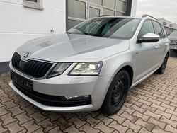 Silber Gebraucht 2020 Skoda Octavia Soleil Kombi | 13.780 € (Fairer Preis)