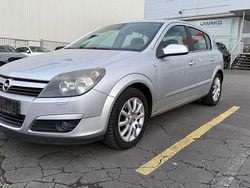 Silber Gebraucht 2004 Opel Astra Elegance Limousine | 690 € (Superpreis)