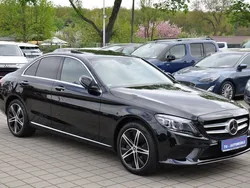 Schwarz Gebraucht 2020 Mercedes C300e Limousine | 30.990 € (Fairer Preis)