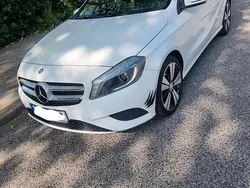 Weiß Gebraucht 2015 Mercedes A180 Limousine | 11.200 € (Fairer Preis)