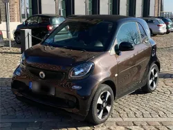 Braun Gebraucht 2018 Smart ForTwo Electric Drive Kleinwagen | 7.499 € (Fairer Preis)