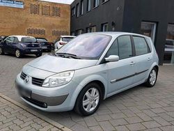 Grau Gebraucht 2005 Renault Mégane GrandTour Kombi | 3.350 € (Teuer)
