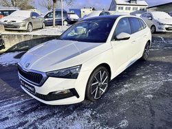 Weiß Gebraucht 2020 Skoda Scala Style Kleinwagen | 17.790 € (Fairer Preis)
