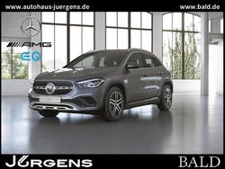 Grau metalliclack mountaingrau Gebraucht 2021 Mercedes GLA200 Progressive SUV | 27.850 € (Superpreis)