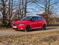 Rot Gebraucht 2016 Skoda Fabia Kleinwagen | 6.000 € (Fairer Preis)