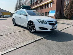 Weiß Gebraucht 2015 Opel Insignia OPC Kombi | 6.499 € (Fairer Preis)