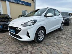 Atlas white / sol Gebraucht 2024 Hyundai i10 Kleinwagen | 14.600 € (Guter Preis)