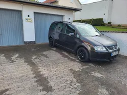 Schwarz Gebraucht 2005 VW Touran Highline Van / Kleinbus | 1.950 € (Fairer Preis)