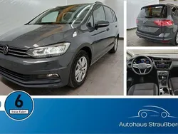 Grau Gebraucht 2023 VW Touran Comfortline Van / Kleinbus | 29.920 € (Fairer Preis)