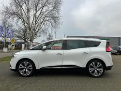 Weiß Gebraucht 2020 Renault Grand Scénic IV Intens Van / Kleinbus | 10.709 € (Fairer Preis)