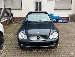 Schwarz Gebraucht 2004 Mercedes C230 Coupé | 2.500 € (Fairer Preis)