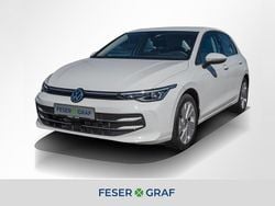 Pure white Gebraucht 2024 VW Golf VIII Style Limousine | 26.990 € (Guter Preis)