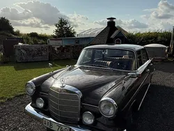 Braun Gebraucht 1963 Mercedes 190 Limousine | 18.600 €
