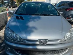 Silber Gebraucht 2005 Peugeot 206 CC Cabrio | 2.900 € (Teuer)