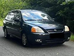 Schwarz Gebraucht 2003 Kia Rio Kombi | 1.200 €