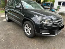 Schwarz Gebraucht 2012 VW Tiguan SUV | 7.300 € (Guter Preis)