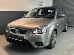 Silber Gebraucht 2010 Kia Rio Kleinwagen | 2.750 € (Fairer Preis)