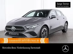 Grau Gebraucht 2024 Mercedes A200 Advanced Plus Limousine | 29.990 € (Guter Preis)