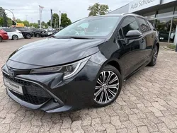 Mysticschwarz mica Gebraucht 2021 Toyota Corolla Team Limousine | 21.990 € (Fairer Preis)