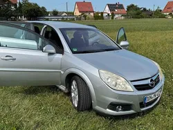 Silber Gebraucht 2008 Opel Signum Edition+ Kombi | 3.150 € (Etwas zu teuer)