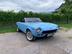 Blau Gebraucht 1982 Fiat 124 Spider Cabrio | 14.000 €